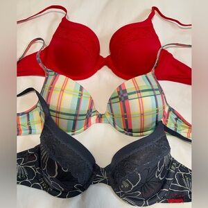 3 Calvin Klein size 32C bras in great condition